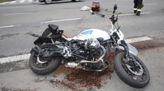 Řidička smetla v Olomouci motorkáře. Na křižovatce mu nedala přednost