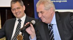 Dienstbier jde proti své ČSSD: Zeman na Hradě? Nepřijatelné