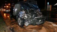 ZÁHADNÁ AUTONEHODA! Plné auto lidí a ani jeden ho prý NEŘÍDIL!