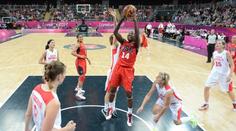 Basketbalistky jsou ve čtvrtfinále, outsidera z Angoly přejely o 35 bodů