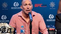 Georges St-Pierre byl uveden do UFC Síně slávy. Na ceremoniálu nebyl