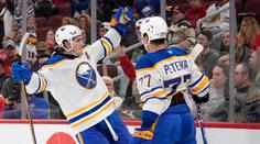 NHL ve skvělém čase: Rozjeté Buffalo si brousí zuby na Vladařovo Calgary