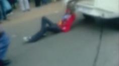 HRŮZNÉ VIDEO: Policie uvláčela za autem taxikáře k smrti!