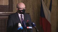 Pracovní karanténa: Válek naznačil, kdo by do práce s covidem mohl