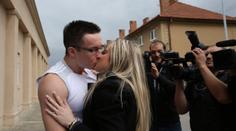 Nečesaný: "Snad nám dovolí mít s manželkou sex ve vězení!"
