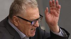 Známý politik skončil s covidem na JIP. Přitom se nechal osmkrát očkovat