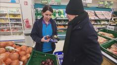 Supermarkety kvalitu potravin mírně zlepšují. Pořád to ale není ono