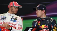 Hamilton a Vettel museli před GP USA změnit přilby, Brit zrušil skandální nápis