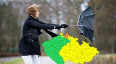 Na Česko udeřil silný vítr. MAPA, kde hrozí největší nebezpečí