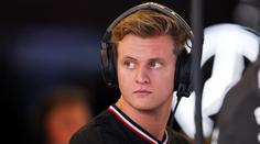 Náhlý rozchod? Modelka viděla i jeho otce, Schumacher už je ale na seznamce