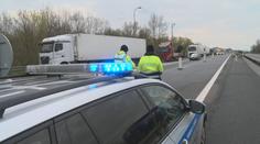 Opatření kvůli nákaze SLAK komplikuje dopravu na hranicích. Tvoří se kolony