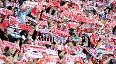 Válka mezi Slavií a fanoušky pokračuje. Nelíbí se jim ceny lístků, klub reaguje