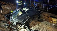 Z dálničního mostu na D4 spadlo auto. Řidič neměl šanci přežít