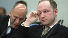 Soud s Breivikem: Zabíjení bylo kruté, ale nutné, řekl vrah. Pak ho rozplakalo vlastní video