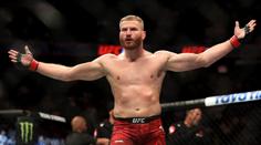 Souboj Procházkových rivalů zastavilo zranění, Blachowicz oslepl na jedno oko