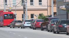 Dopravní peklo v Budějovicích. Kvůli rekonstrukci hlavních cest se tvoří kolony