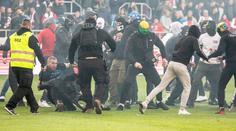 Výtržnostmi v Trnavě se zabývá i policie. Obvinila 11 mužů a zdaleka nekončí
