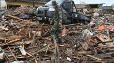 Strašlivá bilance narůstá, tsunami si vyžádala nejméně 429 životů
