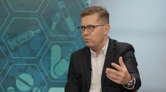 Vizita: Kolega operuje mozek přes tříslo. Dělá to roky a umí to rychle, říká přednosta