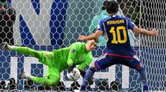 Chorvaté ovládli první penaltový rozstřel MS. Livakovič chytil tři japonské pokusy