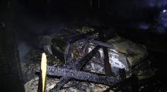 Požár zničil sedm autoveteránů. Majitelé jsou zdrceni