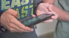Prázdniny jsou ideální na digitální detox. Dětí závislých na mobilech a PC přibývá