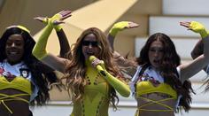 Show na hřišti i ve studiu. Během finále MS vystoupí Shakira i Tom Cruise