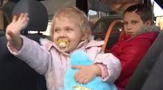 Lidé chtěli pomoci tatínkovi nemocné dcery. Sestavili mu auto