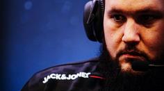 Kdysi s pistolí v ruce okrádal děti, nyní je milionář a inspiruje mládež