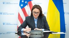 Ukrajina podepsala s USA memorandum o nerostech. Detaily dál ladí