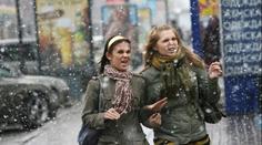 Meteorologové změnili předpověď. Sněžit bude víc, než se čekalo