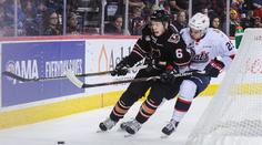První v historii NHL: Devatenáctiletý hokejista oznámil, že je gay