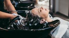 Kadeřnictví zdražují. Nejvíce si připlatí muži, vyšší částku ale zaplatí i ženy