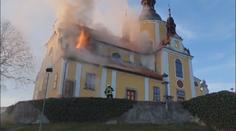 Hasiči zasahovali u požáru kostela na Třeboňsku. Škoda jde do milionů