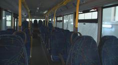 Na autobus v Příbrami zřejmě někdo střílel. Už třetí případ za rok
