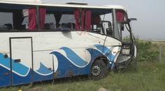 Autobus smrti: Turisté se pustili do cestovky, jejíž vůz havaroval