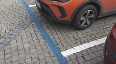 Jihlava rozšiřuje modré zóny. Kdo chce parkovat levněji, musí změnit adresu
