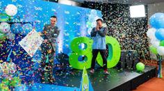 Chudý muž vyhrál rekordní jackpot. Dal výpověď a při přebírání šeku se rozplakal