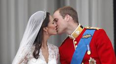 Kate je umělá princezna, pobouřila veřejnost spisovatelka. Souhlasíte?