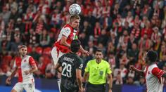 Sadílek baví fanoušky. Měli byste vidět toho druhého, směje se zlomenému nosu