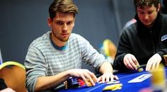 SLEDUJTE ŽIVĚ: Na pokerovém EPT Praha začíná přituhovat!