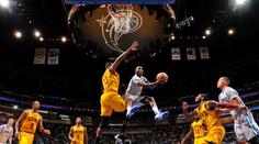 Skvělý Oladipo dal 45 bodů! Jenže proti němu stál LeBron