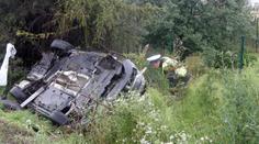 Důchodce převrátil auto na střechu, ve vraku zahynul!