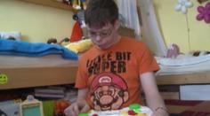 Jakub bojuje se vzácným syndromem, pomoci mu můžete i vy!