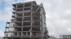 V Praze recyklují i budovy. Po demolici využijí materiál při další stavbě