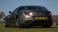Nejošklivější ferrari všech dob je škaredé ze všech stran. V Číně ale získalo cenu