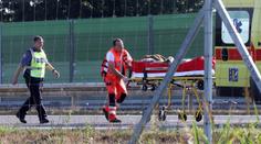 Strašlivé neštěstí na dálnici. Řidič (24) a žena (20) mrtví, dítě (2) těžce zraněné