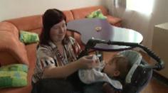 Daneček (1) se dál pere se životem. Už je zase veselý, raduje se maminka