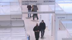Z polních nemocnic zřejmě budou očkovací centra. Zatím leží ladem