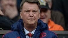 Nechoď do komerčního klubu, varuje van Gaal kolegu před angažmá v United